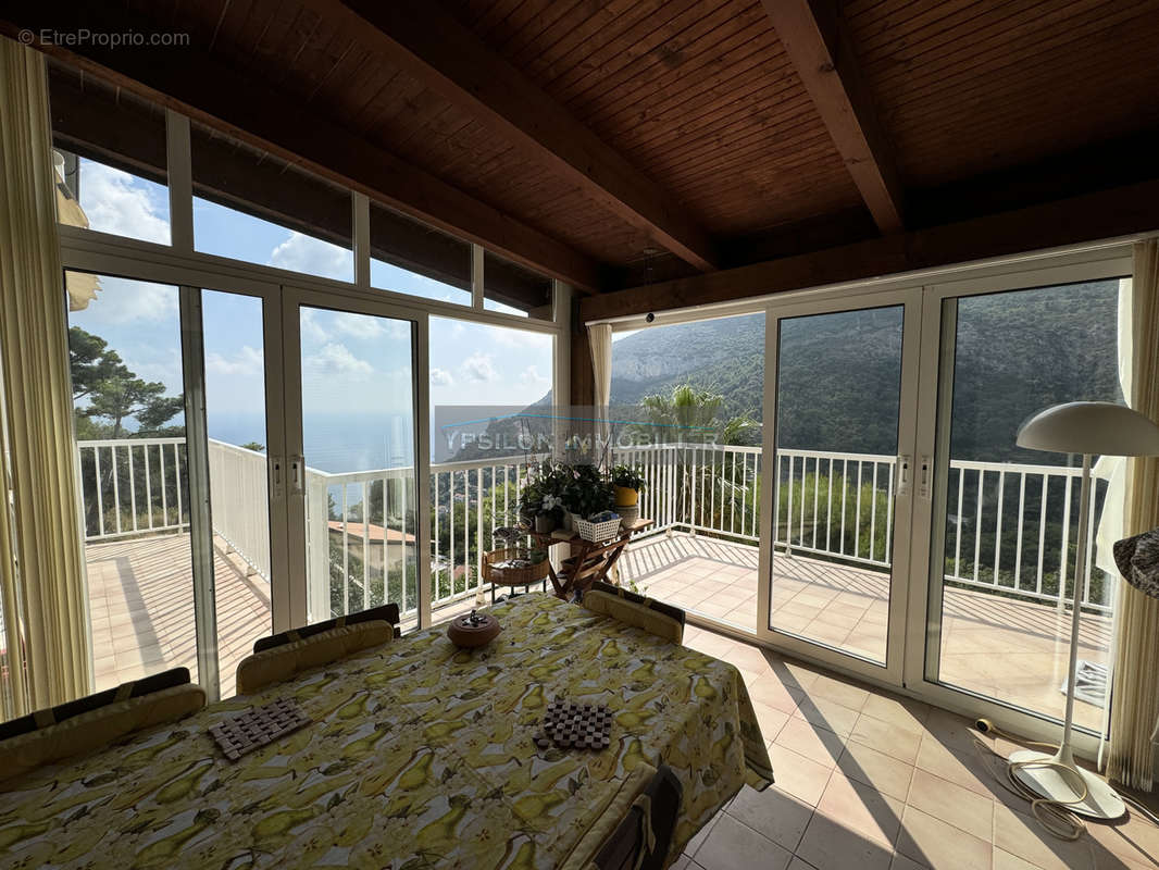 Maison à ROQUEBRUNE-CAP-MARTIN