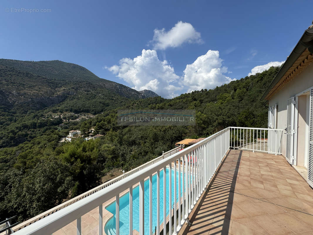 Maison à ROQUEBRUNE-CAP-MARTIN