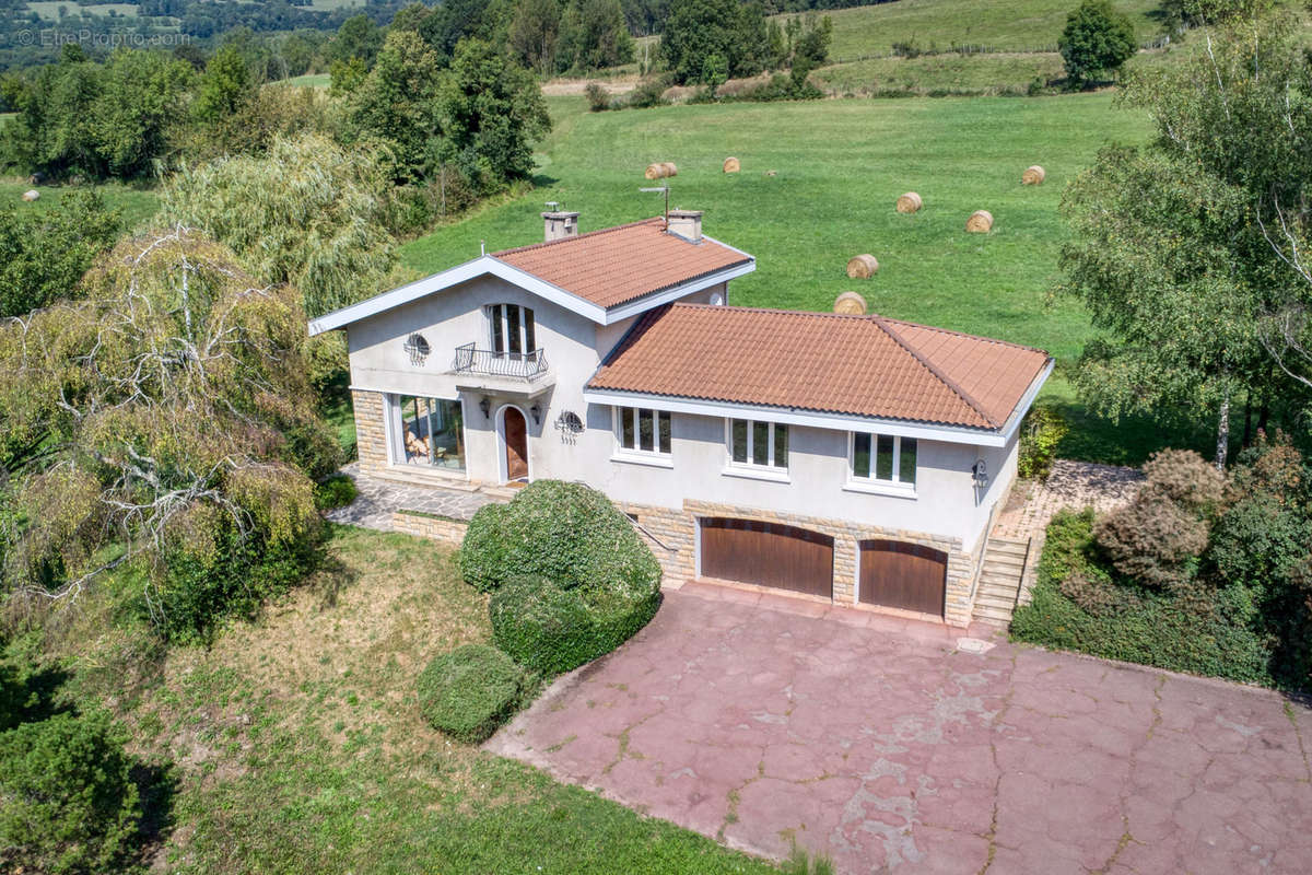 Maison à BRIE-ET-ANGONNES