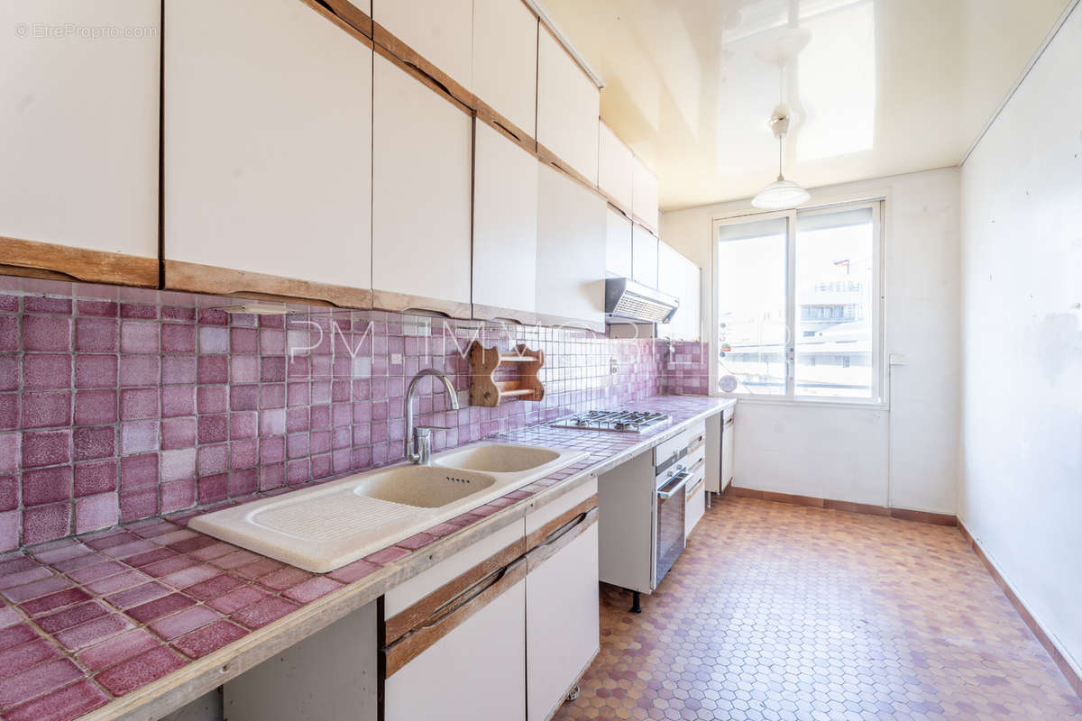 Appartement à MARSEILLE-8E