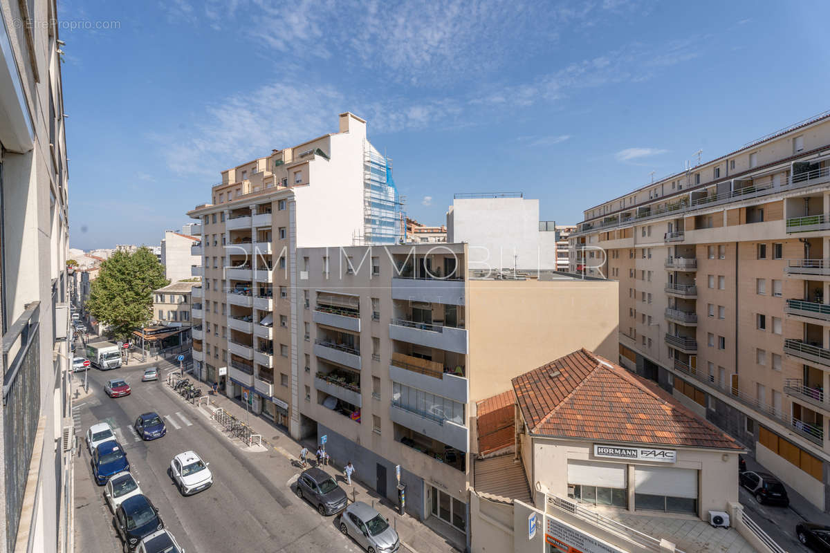 Appartement à MARSEILLE-8E