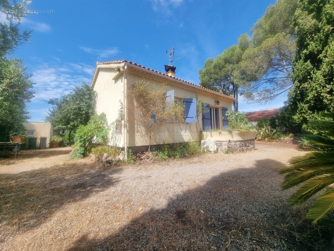 Maison à FREJUS