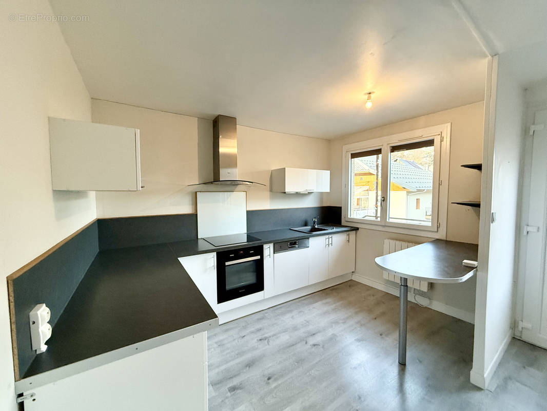 Appartement à ALBERTVILLE