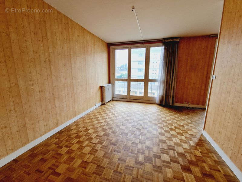 Appartement à COMPIEGNE