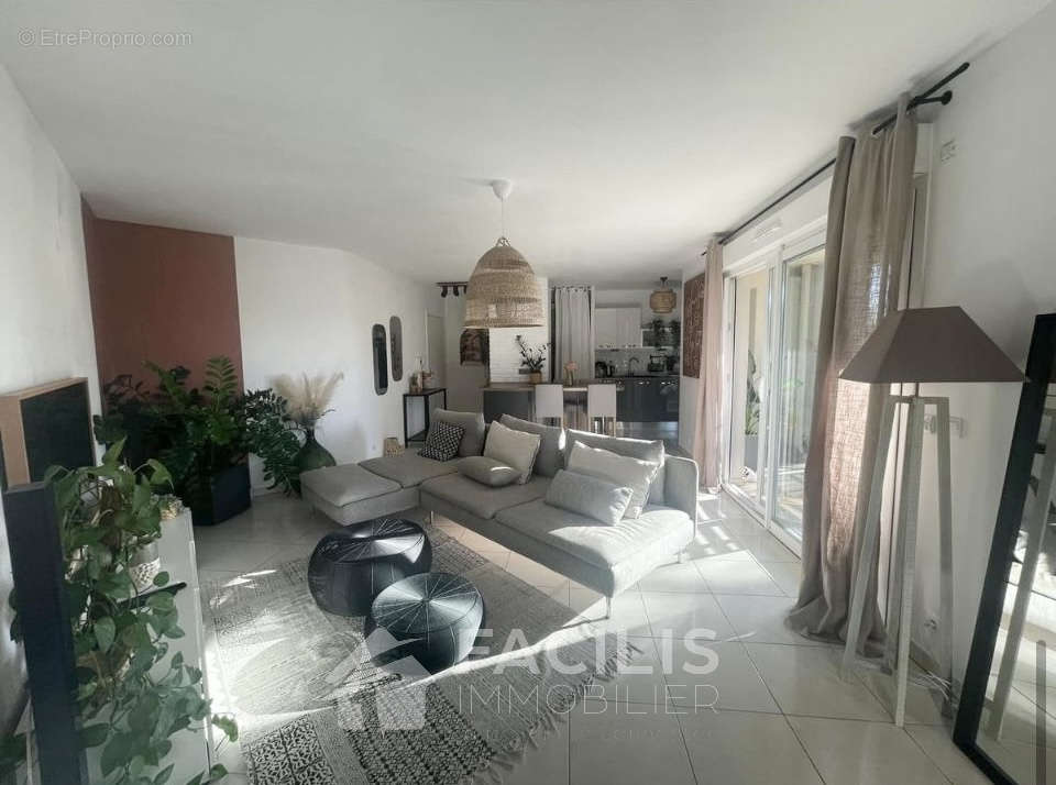 Appartement à FREJUS