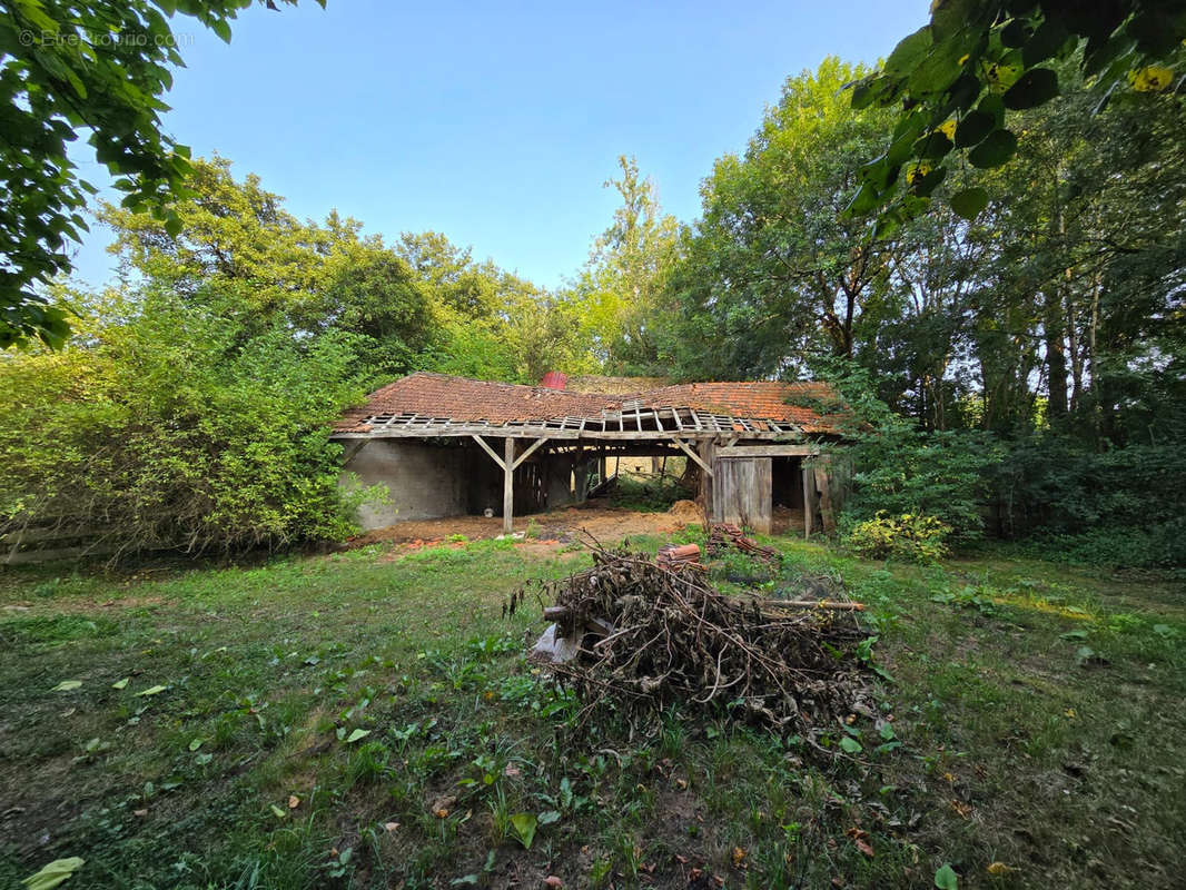 Maison à CASTELNAU-RIVIERE-BASSE