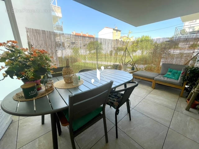 Appartement à MARSEILLE-9E