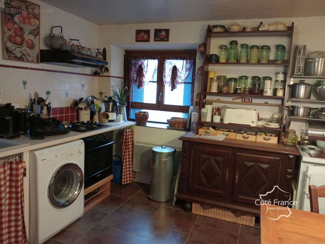 Appartement à CORGNAC-SUR-L&#039;ISLE