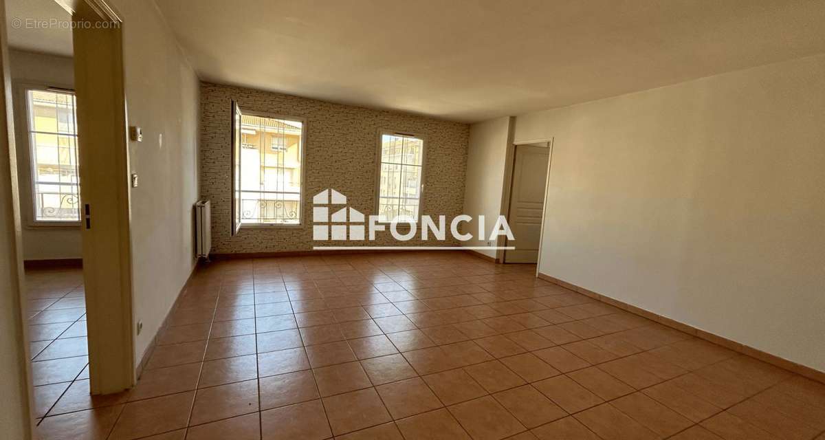 Appartement à AUBAGNE