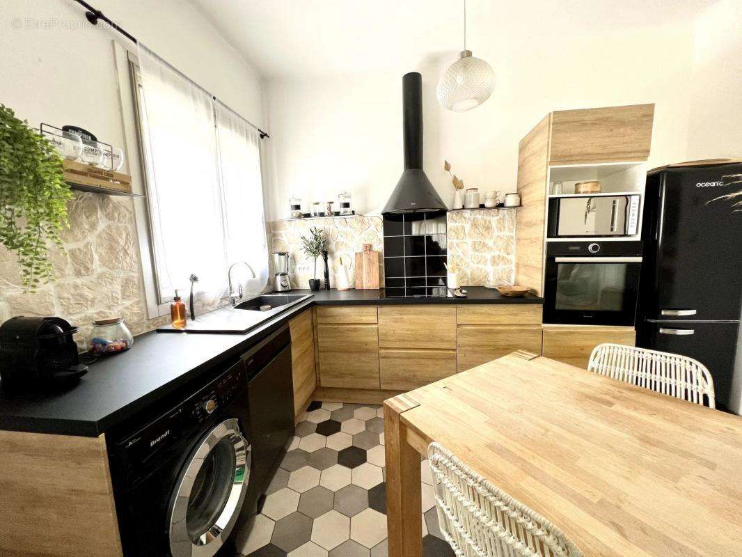 Appartement à MARSEILLE-12E