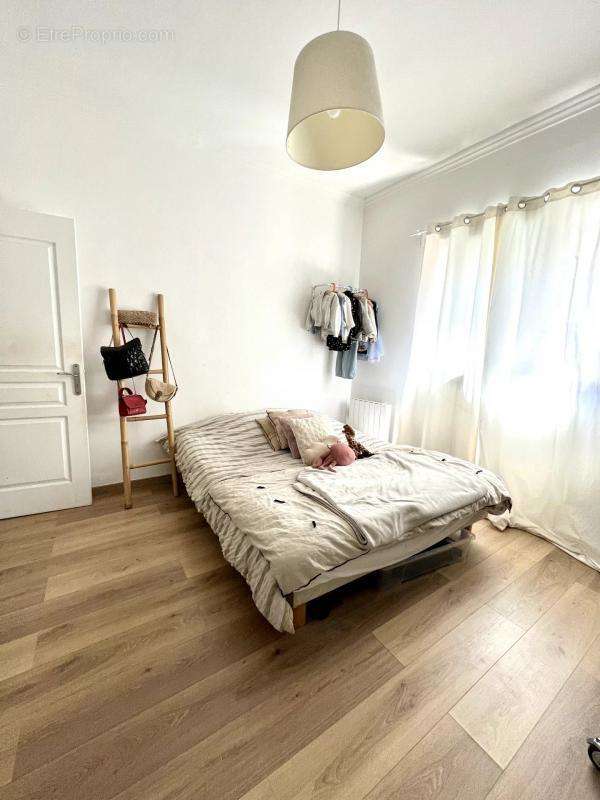 Appartement à MARSEILLE-12E