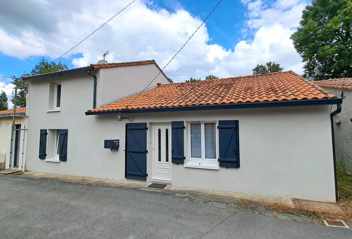 Maison à BASSE-GOULAINE