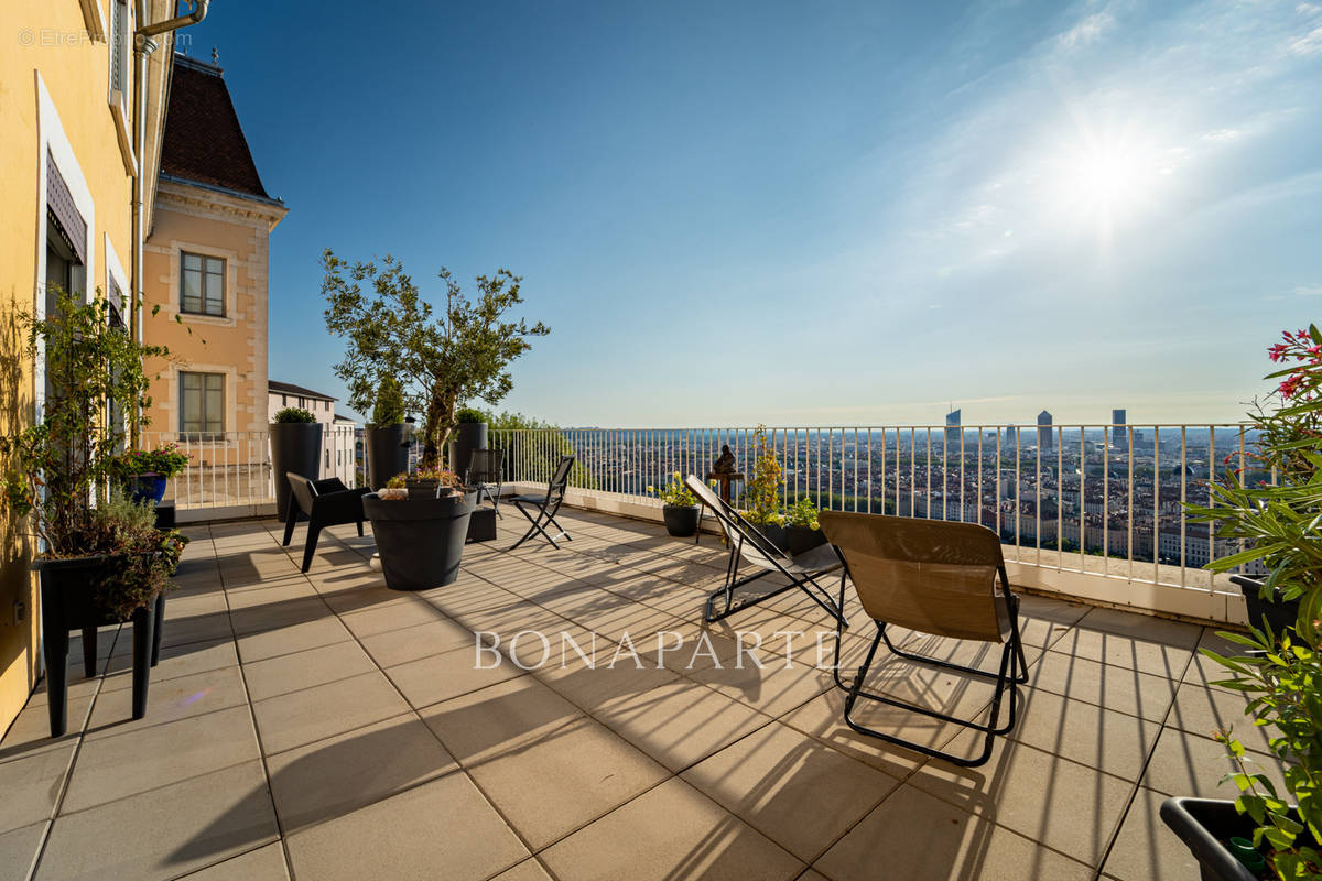 Appartement à LYON-5E