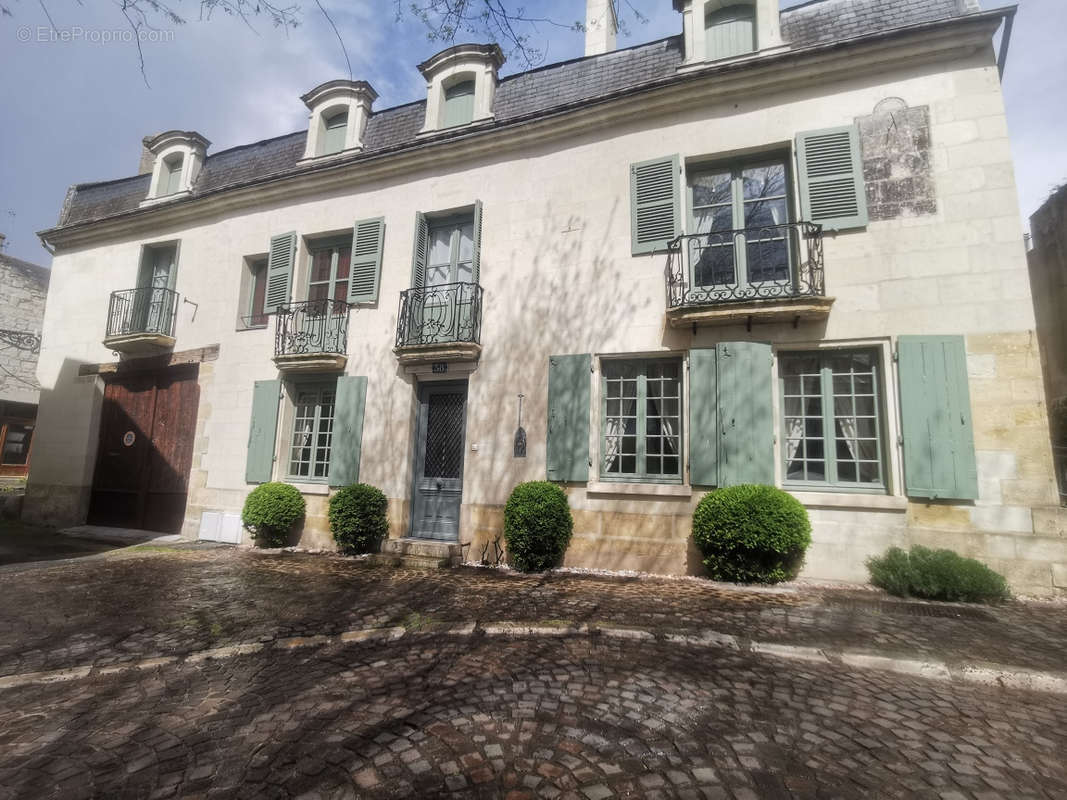 Maison à CHINON