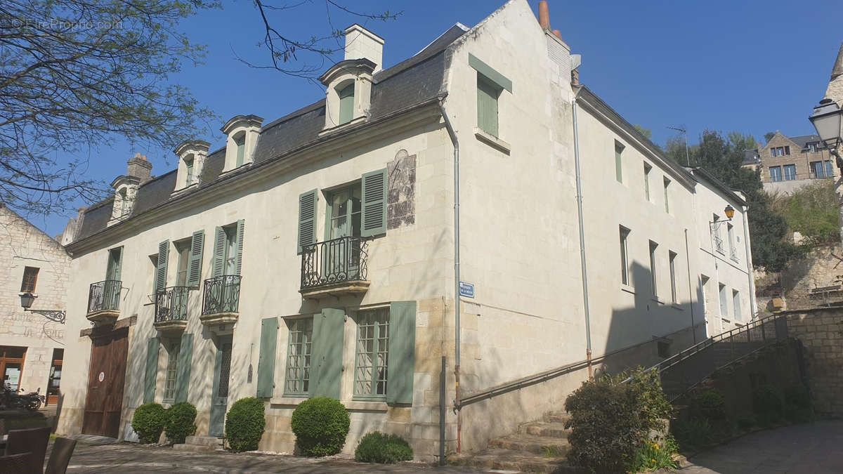 Maison à CHINON