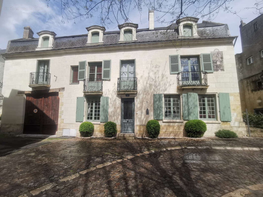 Maison à CHINON