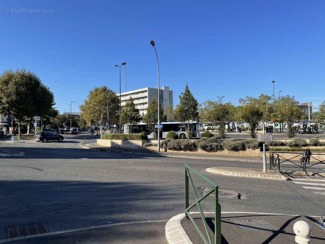 Commerce à BOISSY-SAINT-LEGER