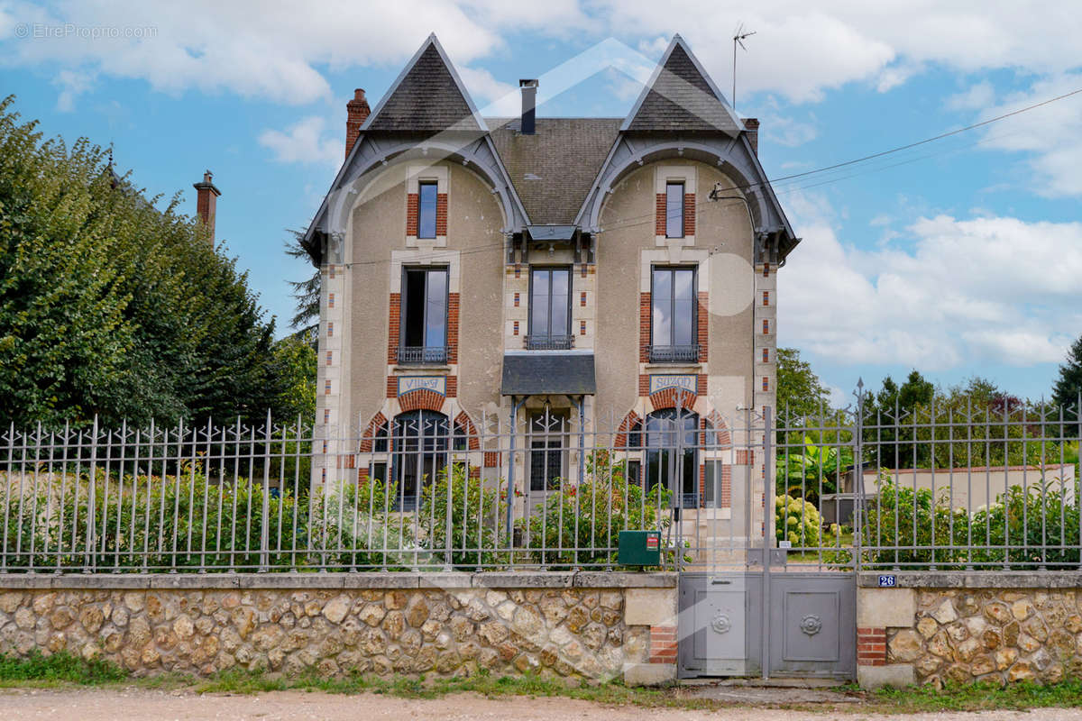 Maison à MESVES-SUR-LOIRE