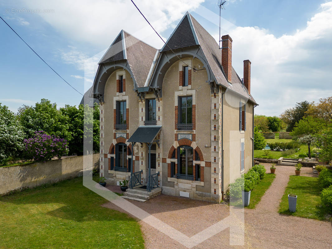 Maison à MESVES-SUR-LOIRE