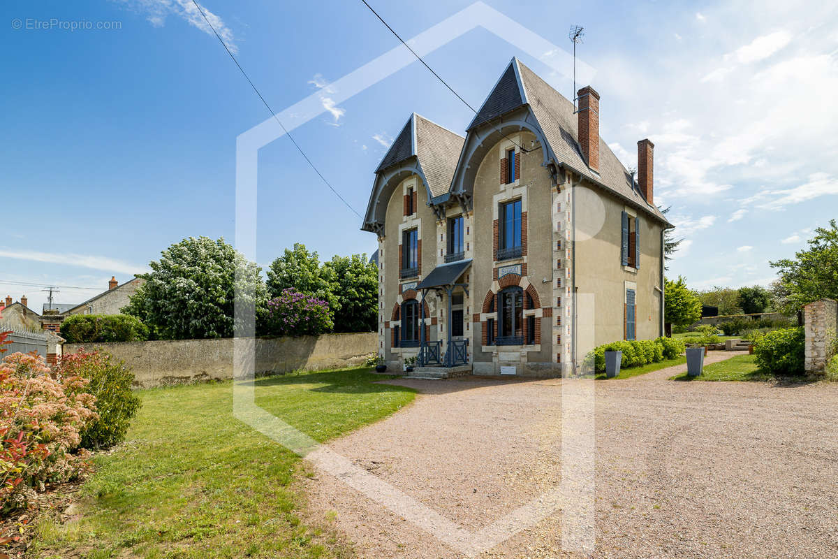 Maison à MESVES-SUR-LOIRE