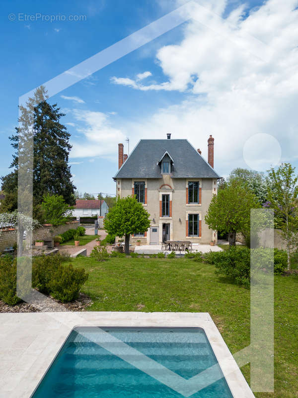 Maison à MESVES-SUR-LOIRE