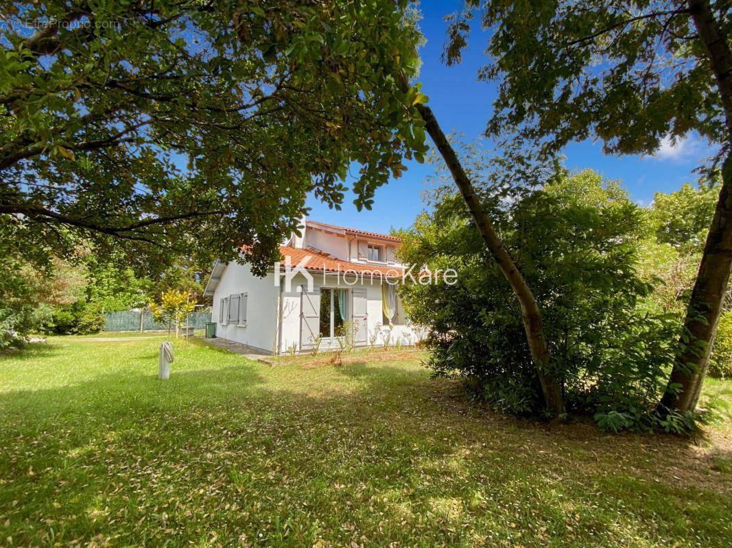 Maison à MERIGNAC