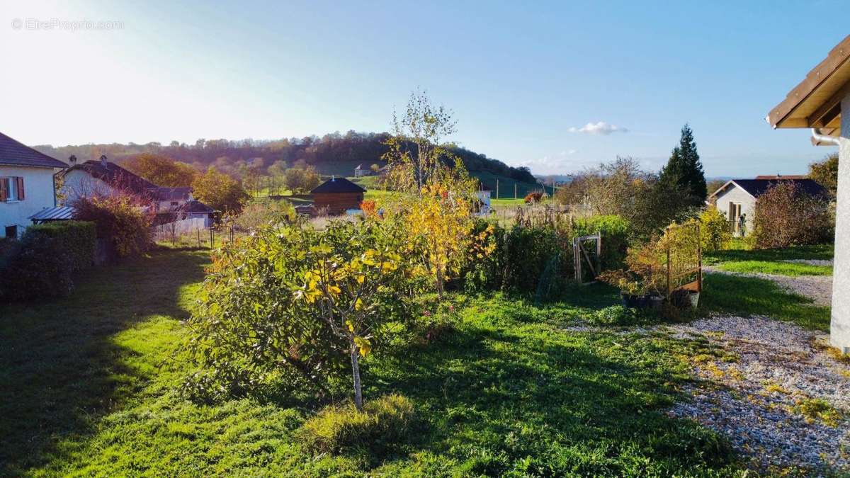 Maison à LES ABRETS