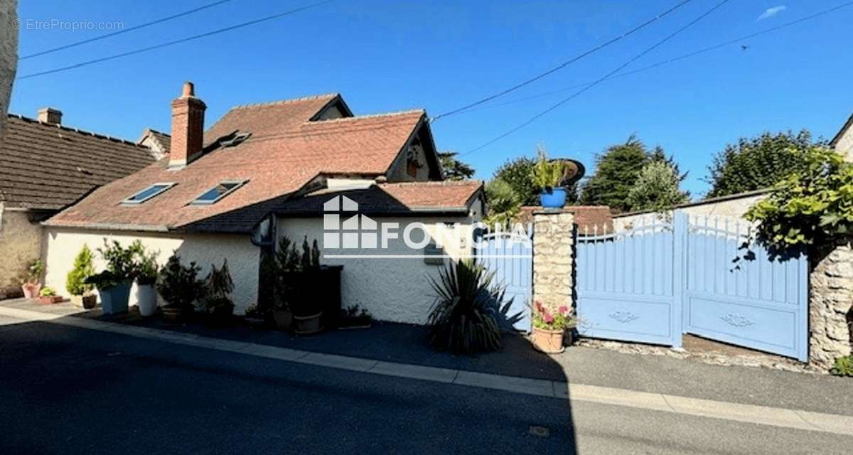 Maison à CLERY-SAINT-ANDRE