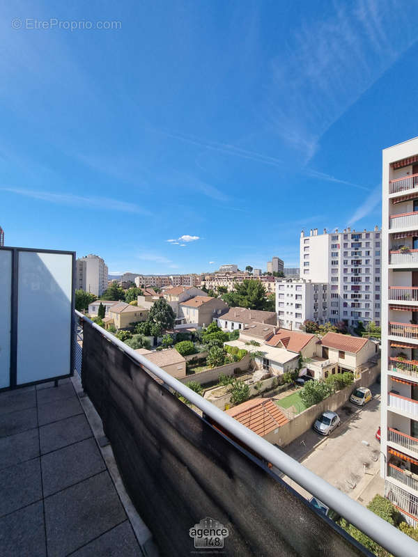 Appartement à MARSEILLE-14E