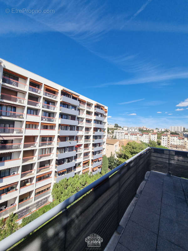 Appartement à MARSEILLE-14E