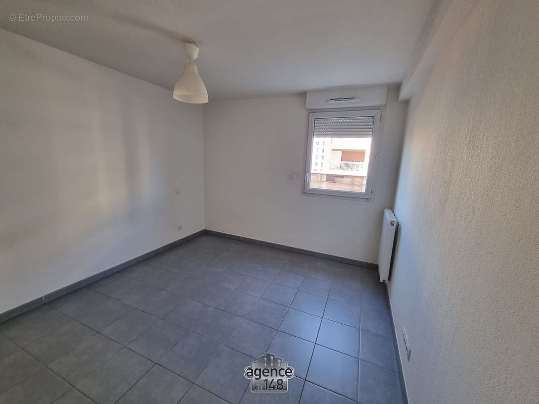 Appartement à MARSEILLE-14E