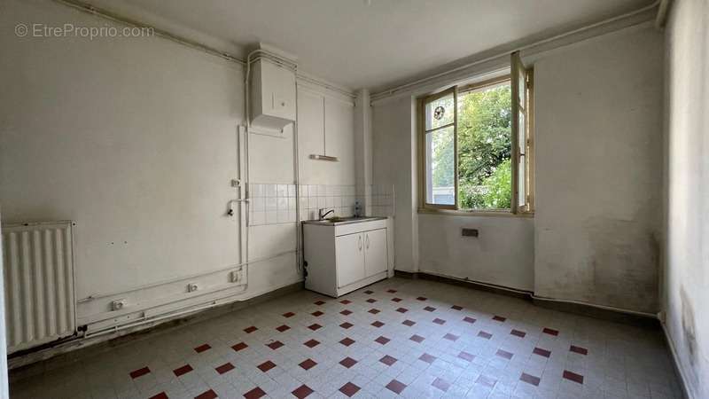 Appartement à LYON-8E