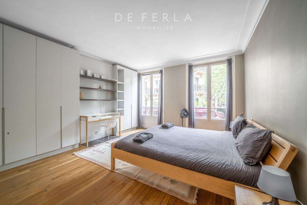 Appartement à PARIS-5E