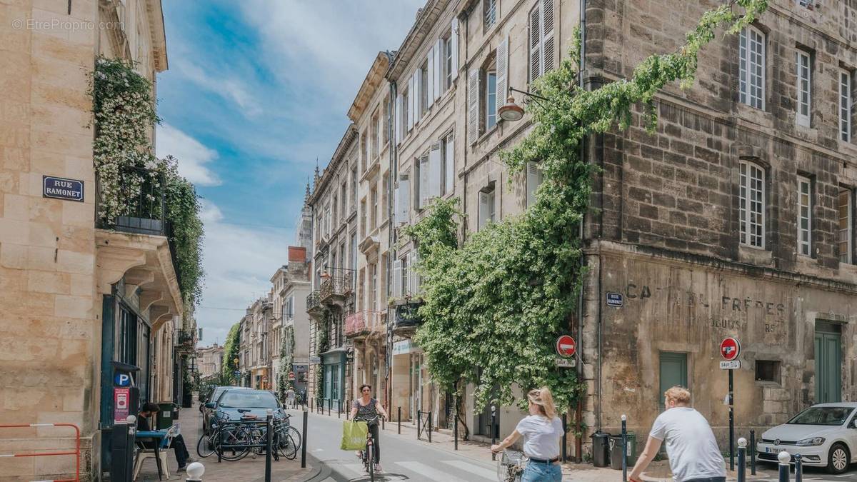 Appartement à BORDEAUX