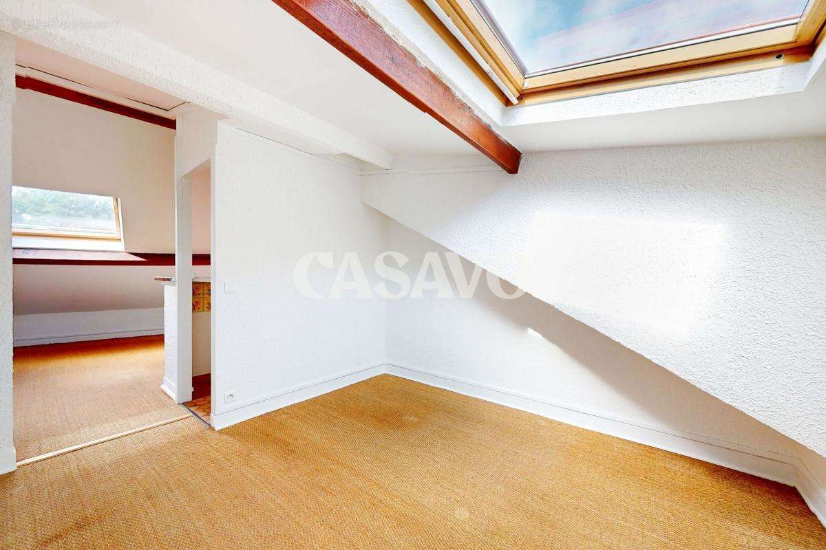 Appartement à PARIS-20E