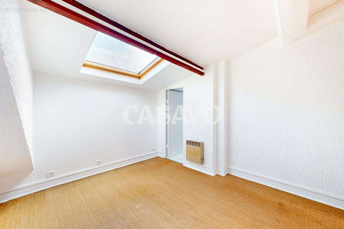 Appartement à PARIS-20E