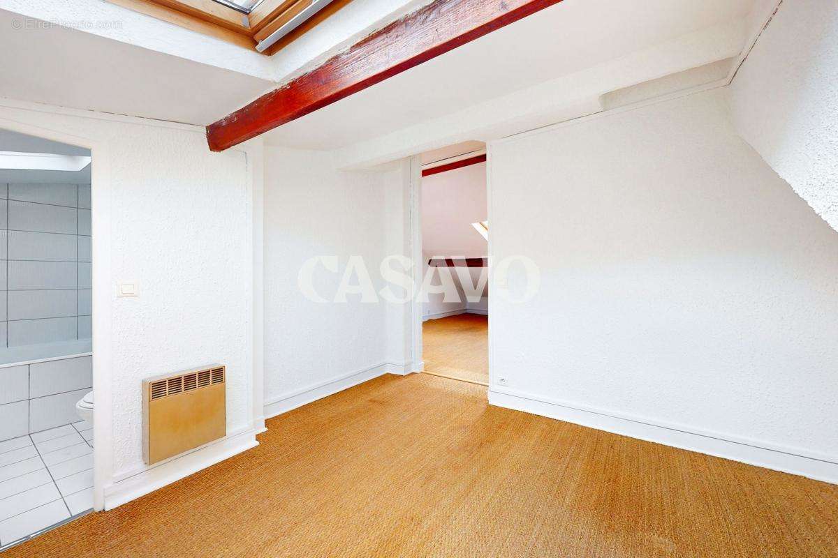 Appartement à PARIS-20E