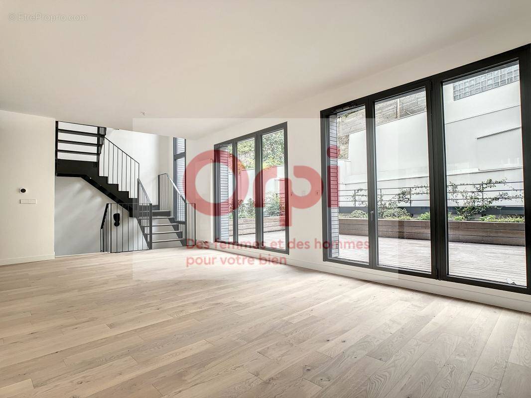 Appartement à ISSY-LES-MOULINEAUX