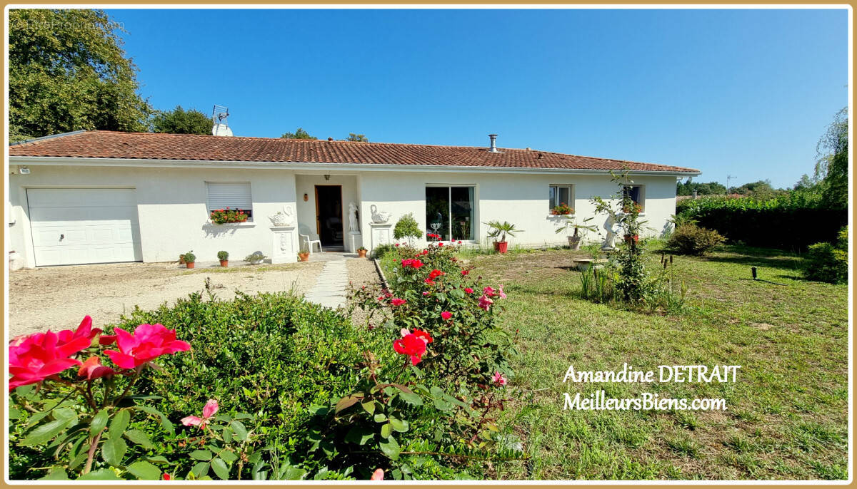 Maison à YGOS-SAINT-SATURNIN