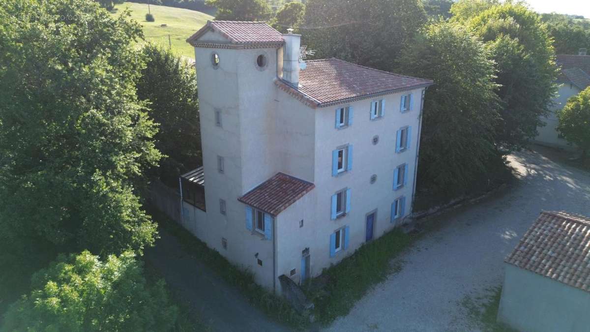 Maison à AIGUEFONDE