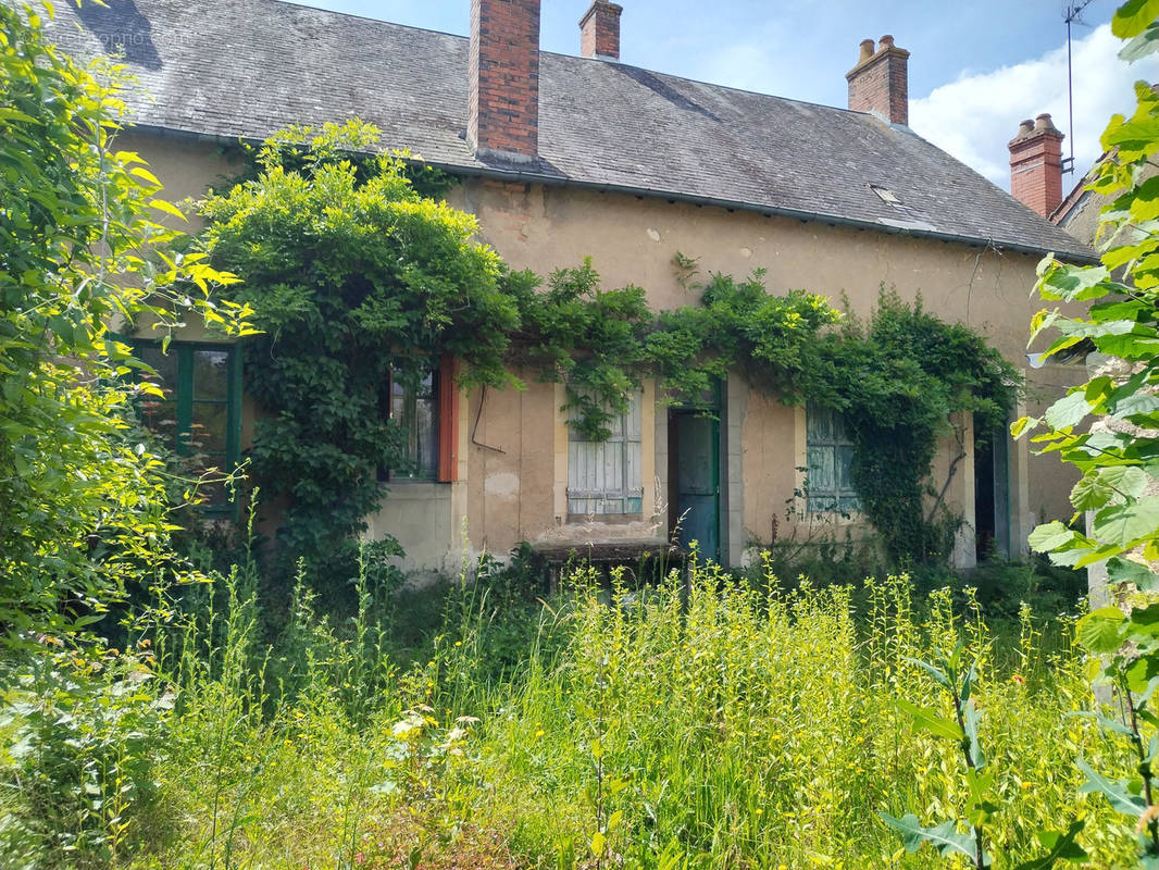 Maison à LA GUERCHE-SUR-L&#039;AUBOIS