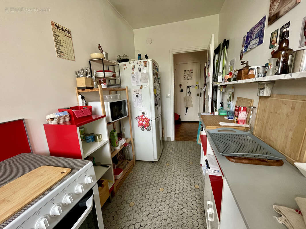 Appartement à PARIS-20E