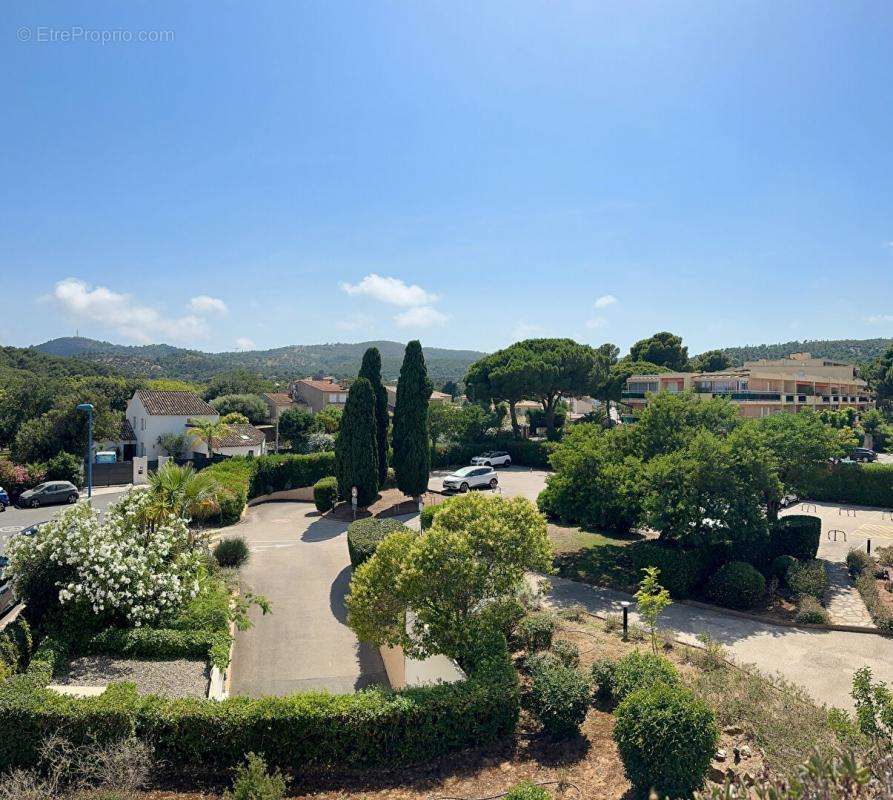 Appartement à BORMES-LES-MIMOSAS