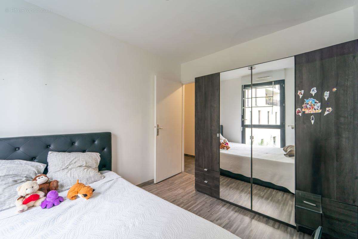 Appartement à GENNEVILLIERS