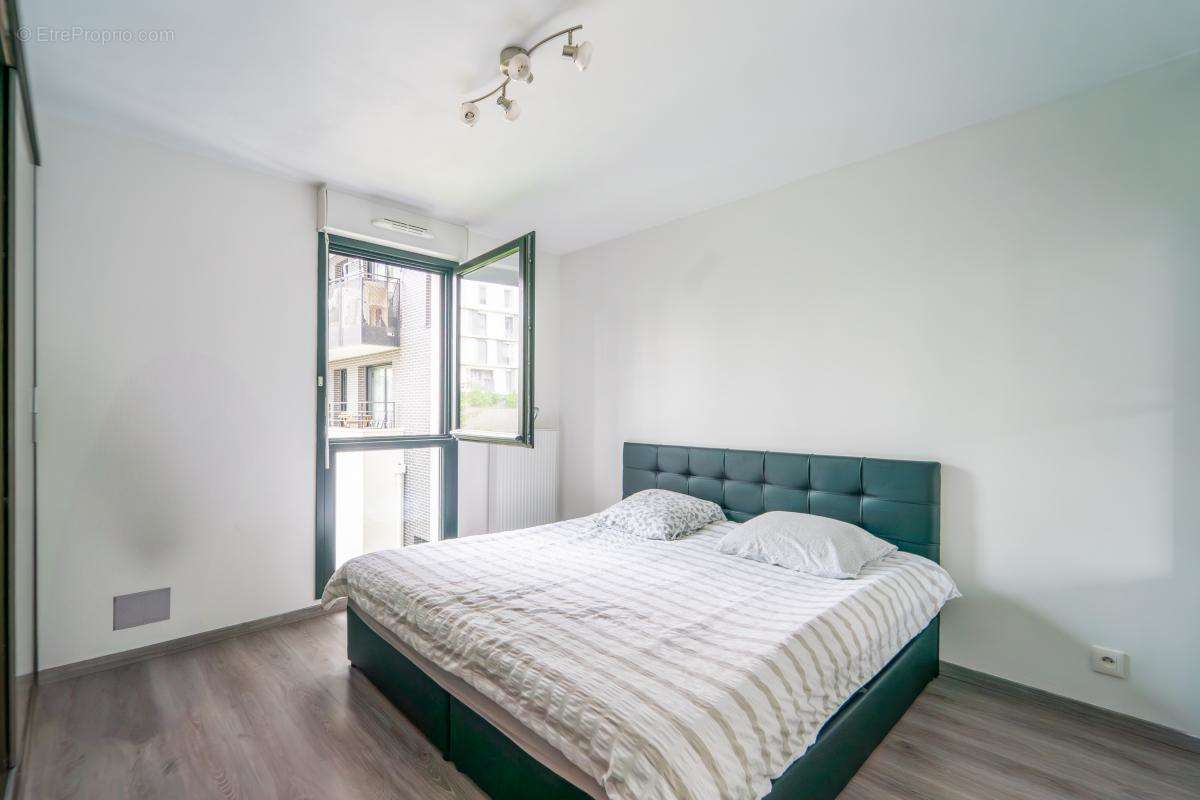 Appartement à GENNEVILLIERS