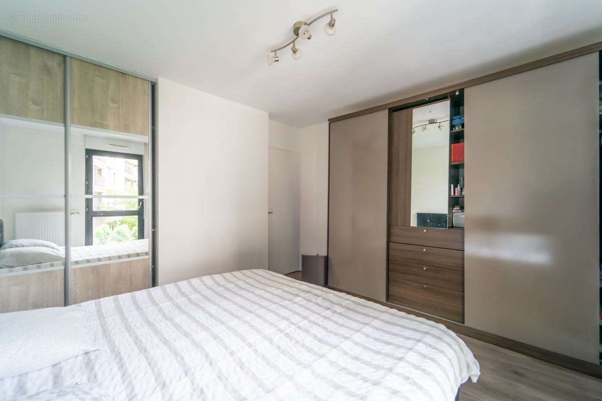 Appartement à GENNEVILLIERS