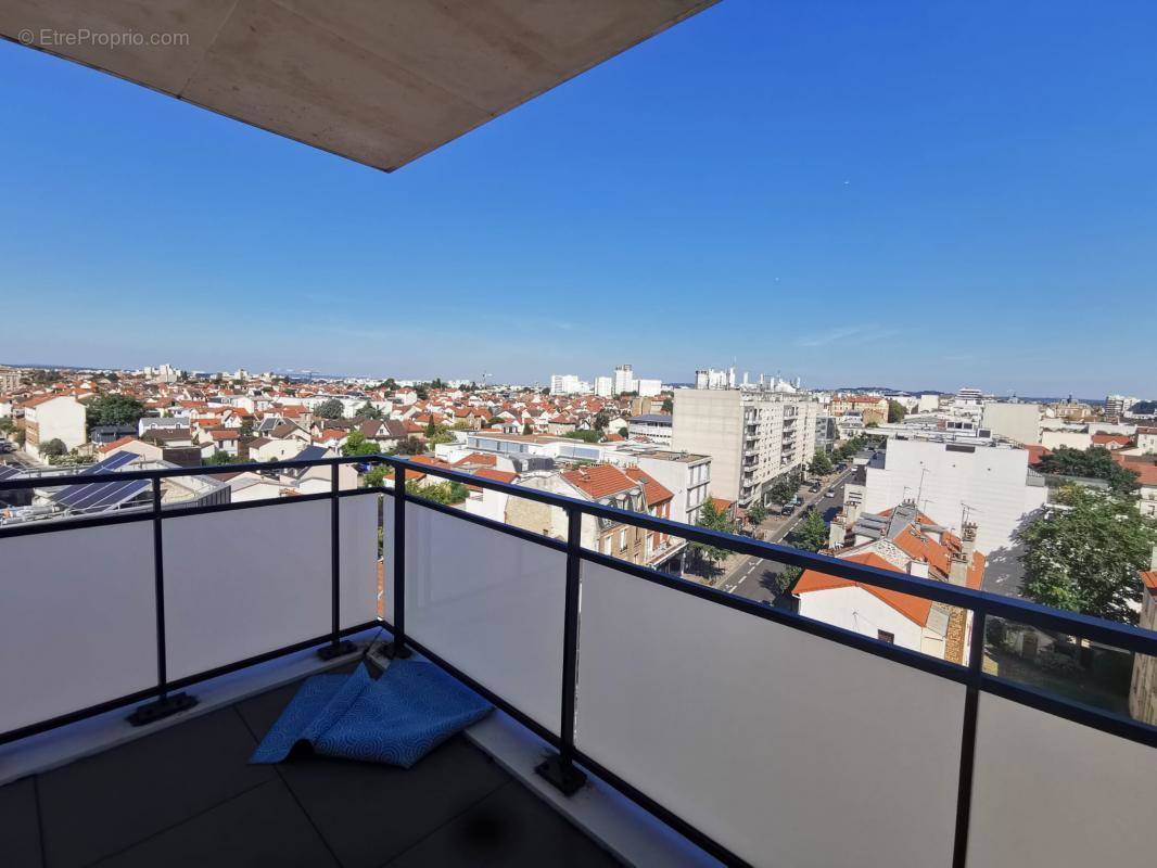 Appartement à COLOMBES