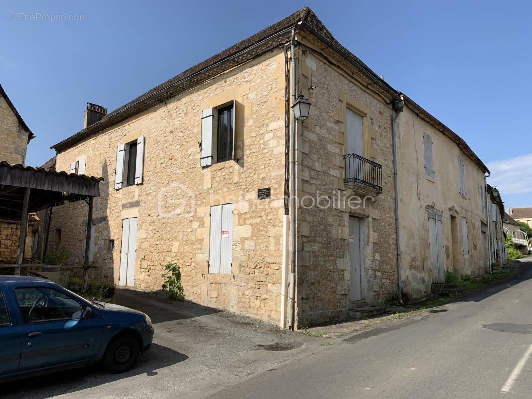 Maison à LIORAC-SUR-LOUYRE