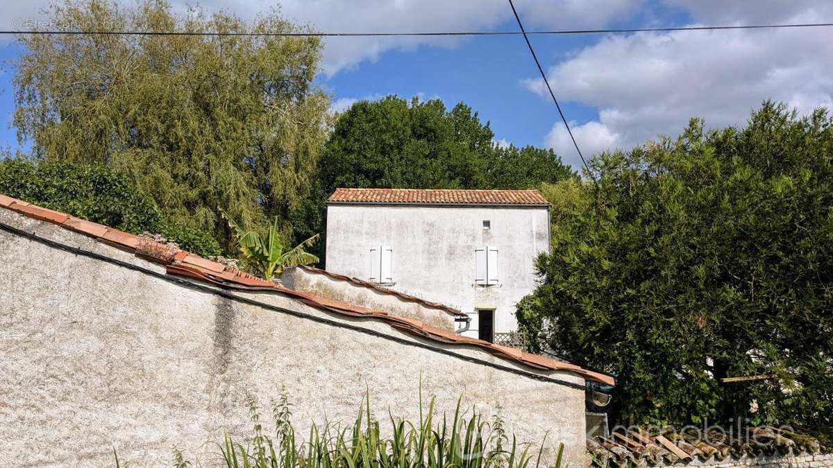 Maison à CHIZE