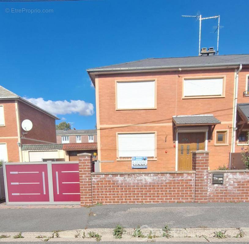 Maison à AILLY-SUR-SOMME